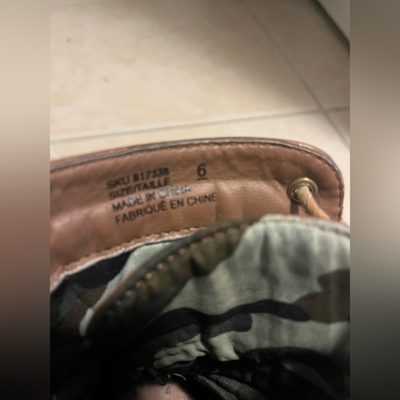 Brown zip up ladies boots - Picture 4 of 4